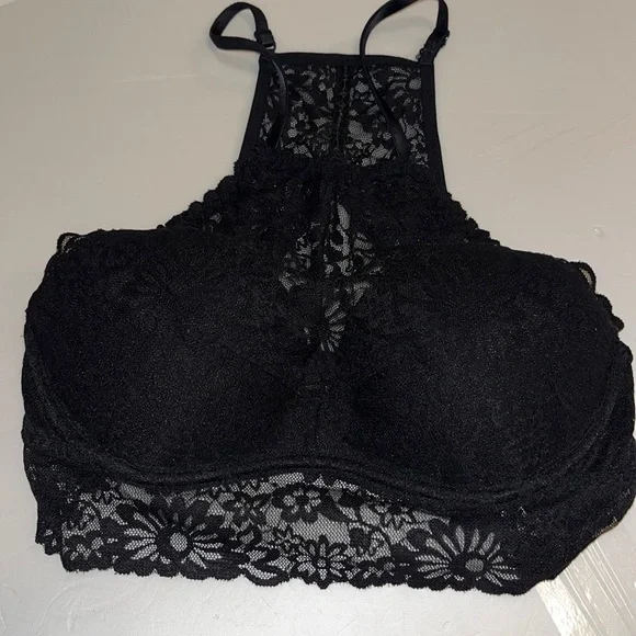 Victoria’s Secret PINK Black Lace Underwire Halter Bra size S - Picture 1 of 5